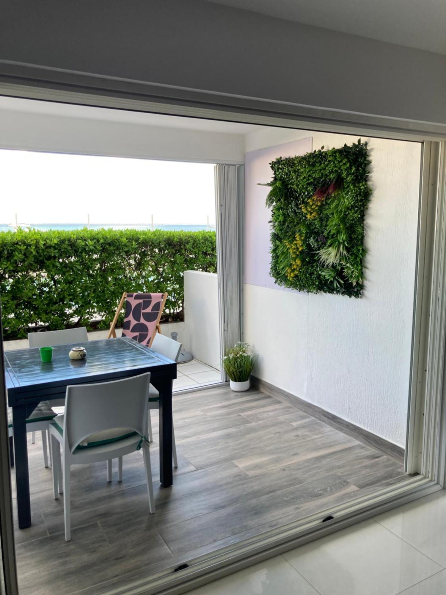 Appartement Pieds Dans L'Eau Vue Mer Acces Plage Et Piscine 마리고 외부 사진